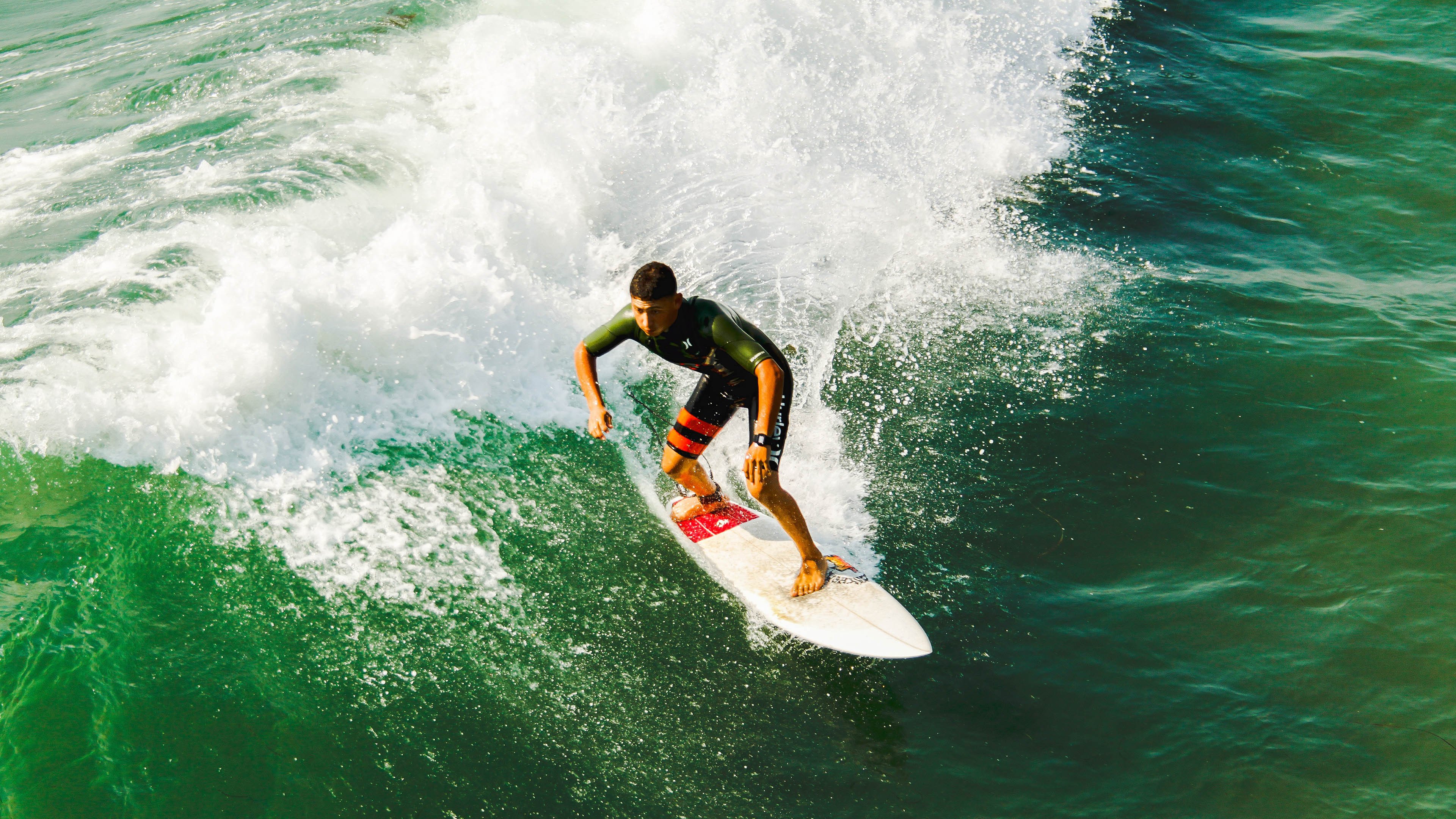 国王连续抢断打出五连快攻展现侵略性,国王5连败